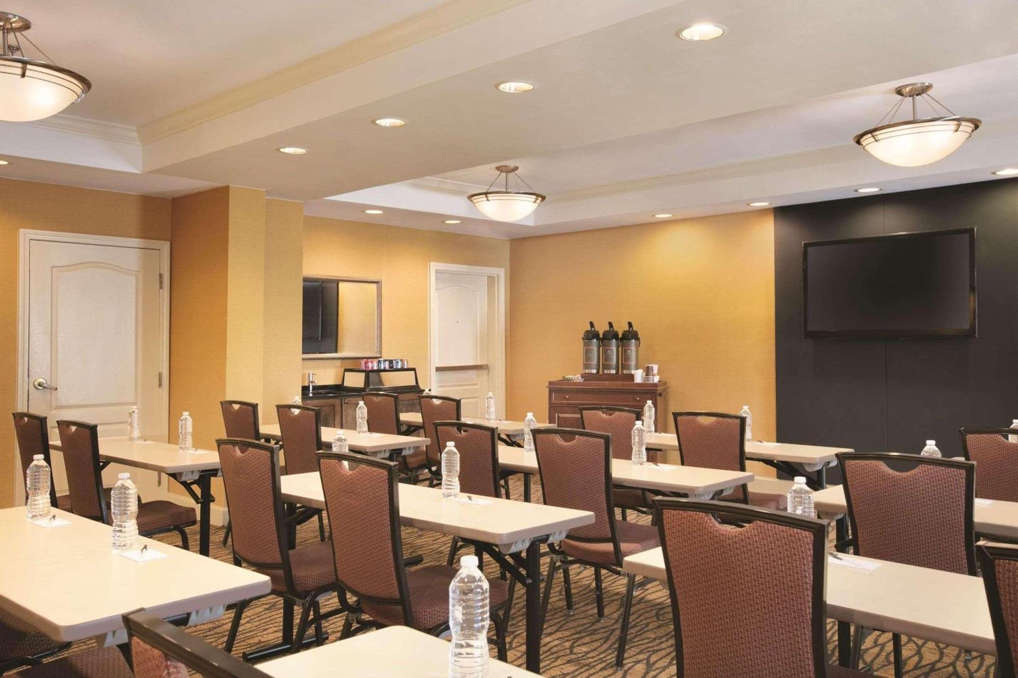 Country Inn & Suites By Radisson, Atlanta Airport North, Ga Extérieur photo